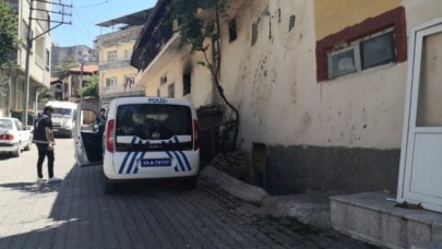 Hamamda facia: Arif Sezenoğlu ve Alaattin Kayretli öldü