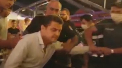 Hatay Barosu Başkanı Ekrem Dönmez ailesiyle yemek yerken gözaltına alındı