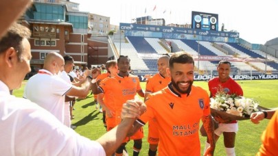 Kasımpaşa Başakşehir'i alkışla karşıladı,  3 golle uğurladı