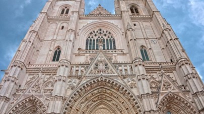 Notre Dame Katedrali'nin ardından şimdi de Nantes Katedrali'nde yangın