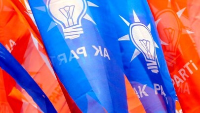 Partilerinden istifa eden 3 belediye başkanı AK Parti'ye geçti