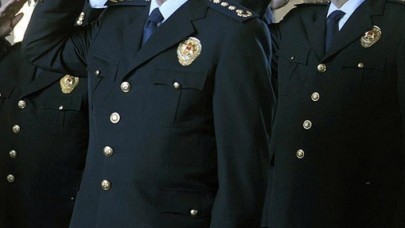 Sahte başkomiser 27 cumhuriyet altını,  2 bilezik ve 4 bin TL ile yakalandı