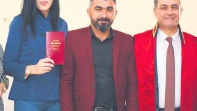 Şoförünün eşi Sümeyra Tilki ile aşk yaşadığı iddia edilen Elmalı Belediye Başkanı Halil Öztürk'ten açıklama