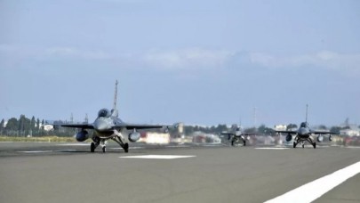 Türk F-16'ları peş peşe havalandı!