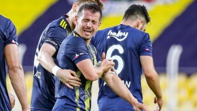 UEFA’dan Fenerbahçe’ye şok ceza!