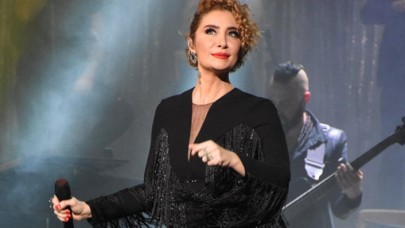 Ünlü şarkıcı Sıla'nın 'Karanfil' şarkısına yasak: Yayından kaldırıldı!