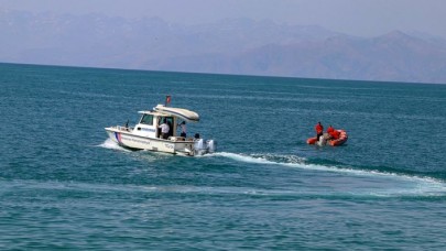 Van'da kaybolan teknenin yeri tespit edildi