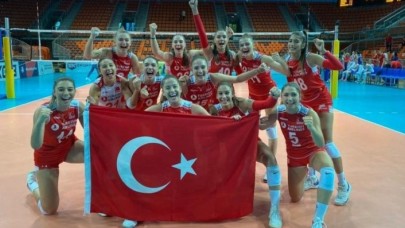 19 Yaş Altı Genç Kız Voleybol Milli Takımı Avrupa Şampiyonası'nda finalde