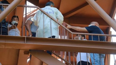 Antalya'da korkunç olay! Plaja inen asansörde ceset bulundu