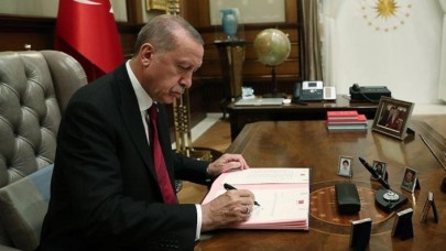 Erdoğan imzaladı: Kamuda yeni çalışma dönemi başlıyor!