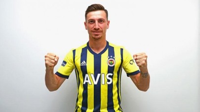 Fenerbahçe Mert Hakan Yandaş'ı açıkladı