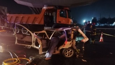 Gebze'de korkunç kaza: 3 ölü,  2 yaralı