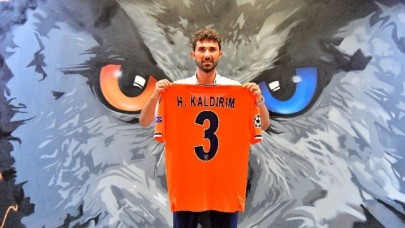 Hasan Ali Kaldırım veda etti: Başakşehir'e imzayı attı