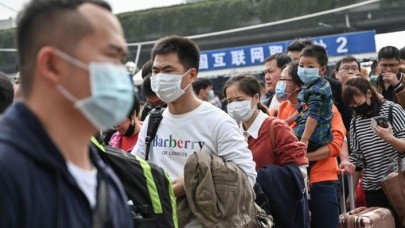 Hiç temas etmeden 71 kişiye koronavirüs bulaştırdı