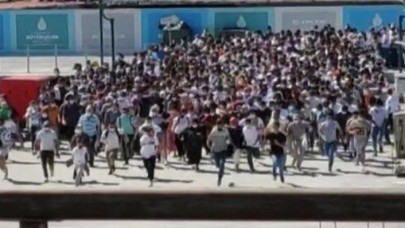 Kabataş'ta koronaya koştular: Sosyal mesafe hiçe sayıldı