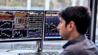 Kovid etkisiyle ekonomide dip görüldü,  öncü veriler ''V' tipi toparlanmaya işaret etti