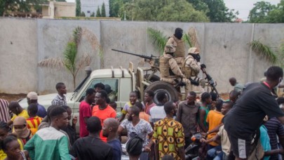 Mali'de darbe: Cumhurbaşkanı istifa etti