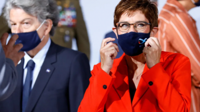 Mikrofon açık kalınca Alman bakanın Türkiye sözleri ifşa oldu!