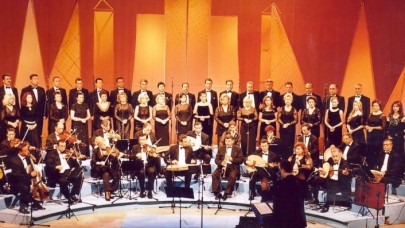 Müdür Gürsel Bilmiş'ten koro sanatçılarına inanılmaz mesaj: İç çamaşırınızı ben bildireceğim!