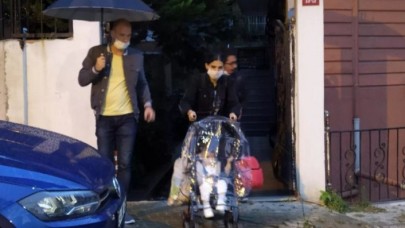 Polis kapıları tek tek çalıp uyardı! 5 katlı bina boşaltıldı