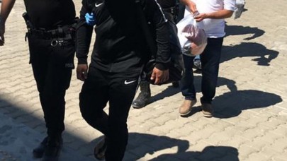 Sığınmacıların botundan 13 FETÖ şüphelisi çıktı