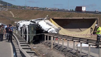 Şile yolunda kamyon kazası: Yasin Çelik öldü