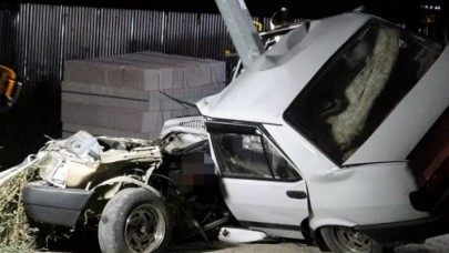 Tokat'ta araç ikiye bölündü: Sürücü,  Selami Öner hayatını kaybetti