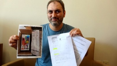 Ünlü firmadan 5 bin 500 liralık telefon aldı,  kutuyu açınca neye uğradığını şaşırdı!