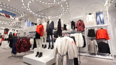 Ünlü giyim mağazası 500 mağazasını kapatacak!