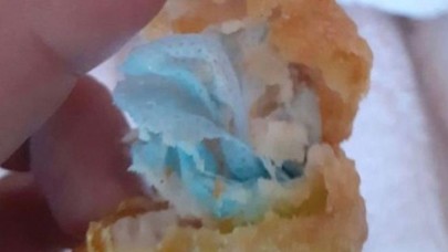 Mc Donald's'da mide bulandıran olay: Tavuk kızartmasından maske çıktı!