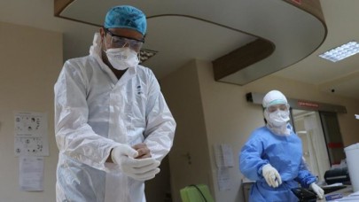 Ünlü profesörden korkutan uyarı: İpin ucu kaçıyor mu?