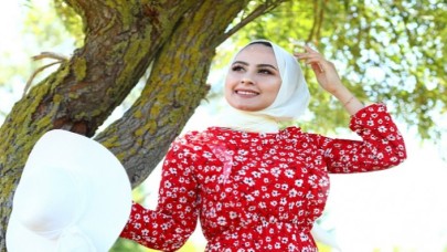 Yeni sezonda tesettür elbise ve abiye modelleri