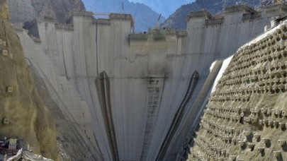 Yusufeli Barajı'nın yapımında son 50 metre