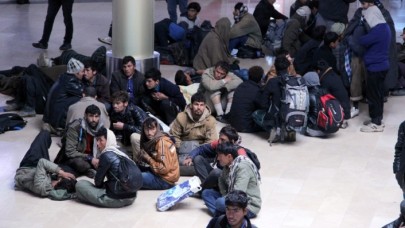 Türkiye'ye kaçak giriş yapan Afganlarla ilgili skandal görüntülere İçişleri Bakanlığı'ndan açıklama