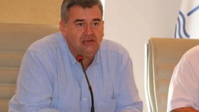 Çeşme Belediye Başkanı Ekrem Oran meclis toplantısında bayıldı