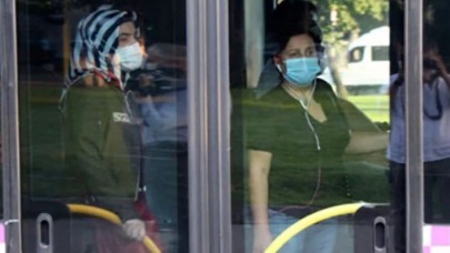 Cumhurbaşkanı "Ayakta yolcu alınmayacak" dedi: Minibüs ve otobüsler doldu taştı