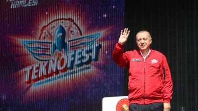 Cumhurbaşkanı Erdoğan'dan Teknofest'te gençlere çağrı