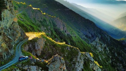 Dünyanın en tehlikeli yollarından Soğanlı geçidi kapatıldı