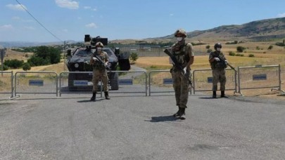 Hayır yemeği verdi,  köy karantinada
