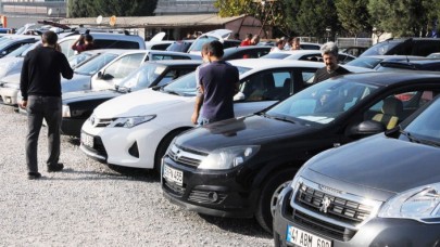 İkinci el otomobil fiyatları ne zaman düşecek? Uzman isim açıkladı!