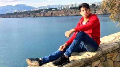 Kayseri'de kahreden olay: 21 yaşındaki Suat Çetinkaya kafasına dayadığı silahla intihar etti!