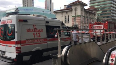 Mecidiyeköy metro istasyonunda feci olay! Raylara atladı