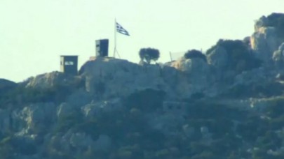 Yunanlılar ne yapacağını şaşırdı: Meis'ten sonra Karaada'ya çıktılar