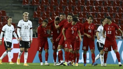 Almanya'yı elimizden kaçırdık: Milli Takım umut verdi