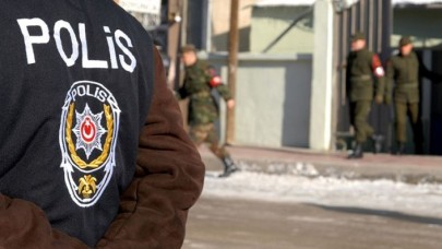 Ankara'da dev operasyon: 34 astsubaya FETÖ gözaltısı!