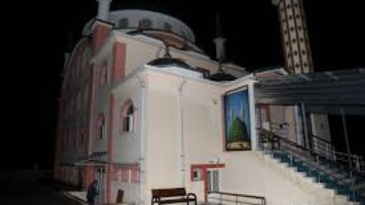 Ankara'da camiye yıldırım düştü