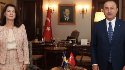 Dışişleri Bakanı Çavuşoğlu'ndan İsveçli bakanın yüzüne karşı sert tepki: Siz kimden yetki aldınız?