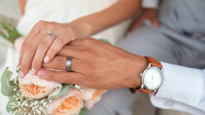 Düğünde kıskançlık krizine giren damat,  gelini döverek öldürüp uçurumdan attı