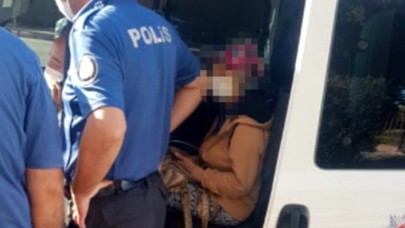 İşten dönen adam sevgilisini evde başka bir erkekle yakaladı: Ortalık kan gölüne döndü!