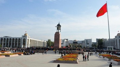 Protestoların ardından Kırgızistan'da seçim sonuçları iptal edildi